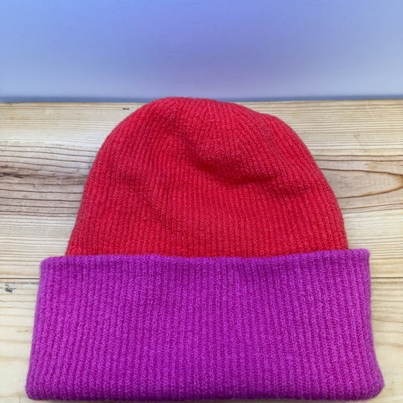 J CREW NWT Ribbed Knit Beanie in Super Soft Yarn Women's OS Rose & Orange - Picture 5 of 8
